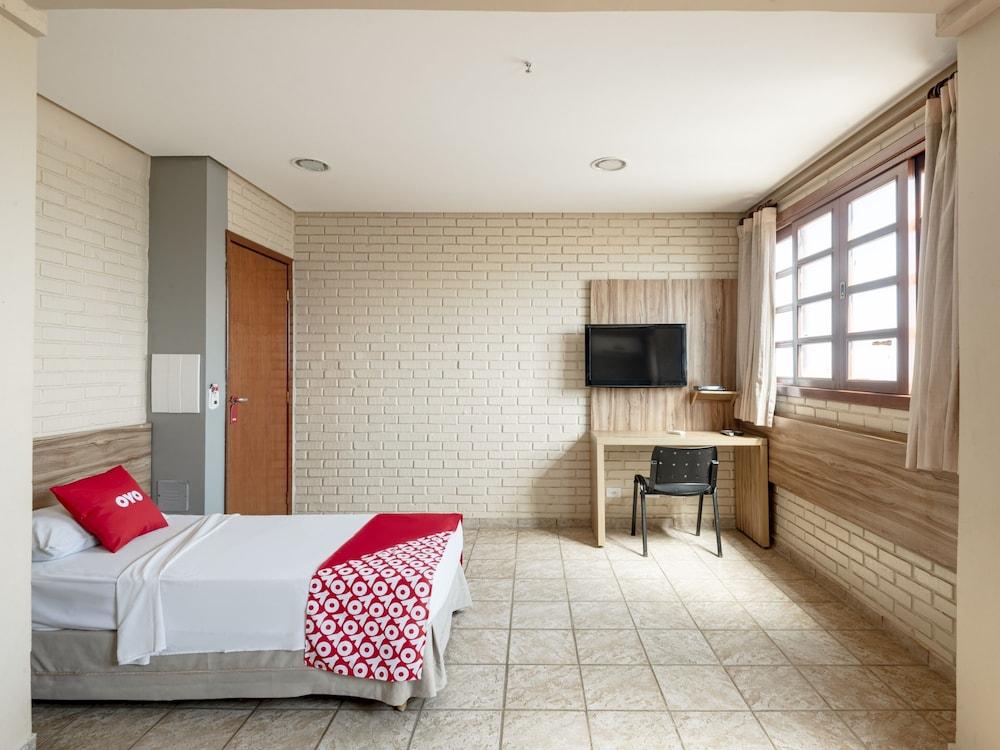 Rede Andrade Goiania Centro Hotel Eksteriør billede