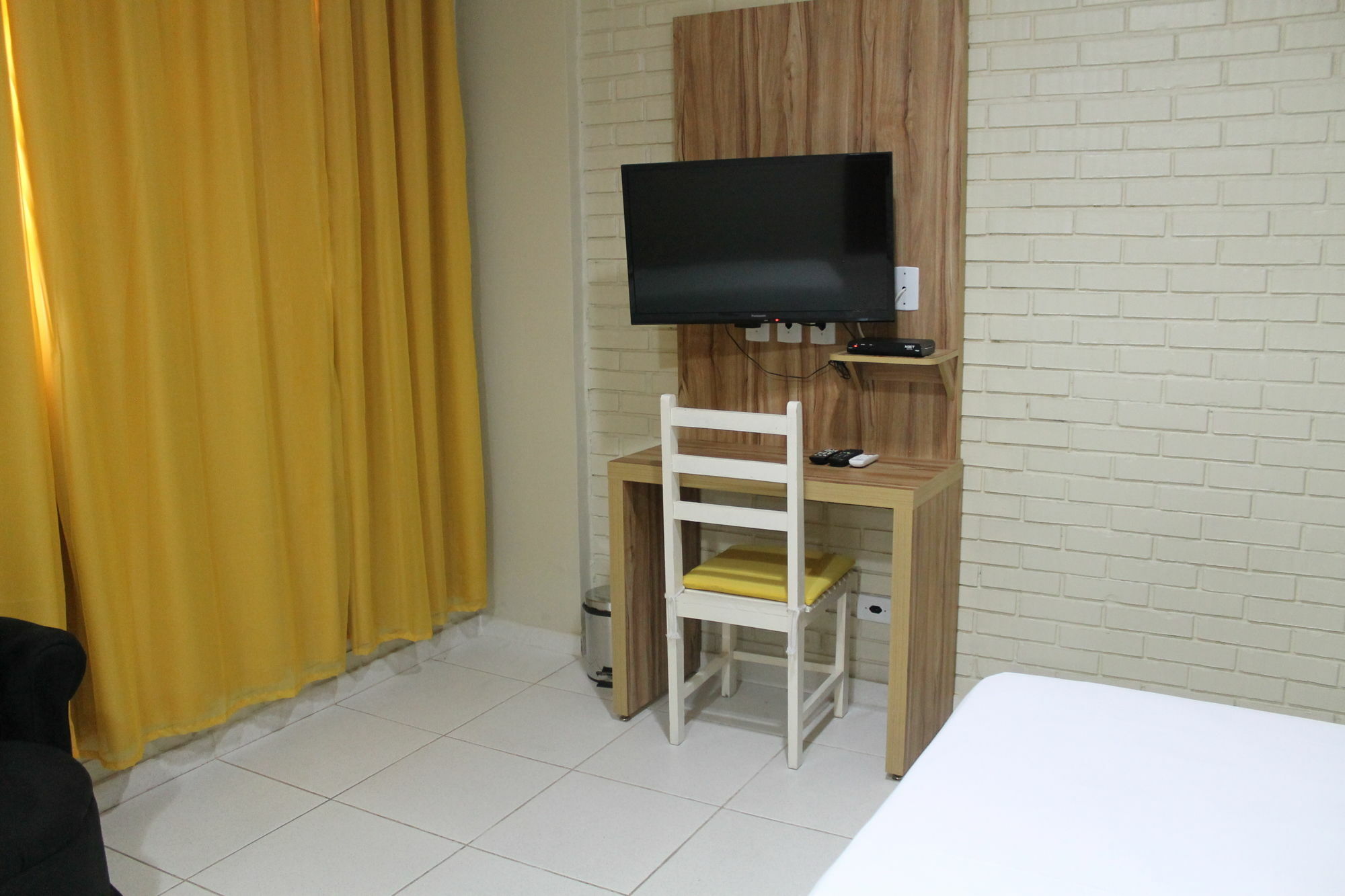 Rede Andrade Goiania Centro Hotel Eksteriør billede